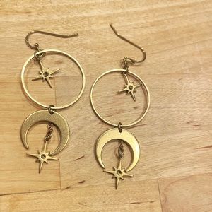 NEW Bronze Star Dangle Earrings 💫